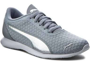 PUMA ORIGNAL VEGA FOR LADIES SIZE UK 4 (SA 4)!!!!!MARKET VALUE R1299.99