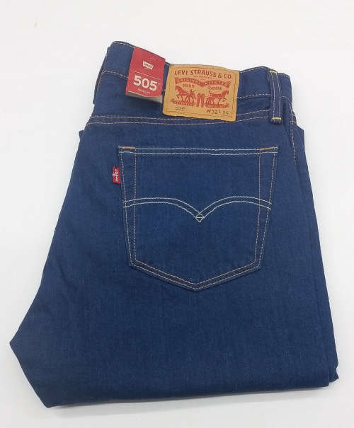 LEVI'S ORIGNAL 505 STRAIGHT LEG FOR MEN W32 L34 !!!!!!MARKET VALUE R999.99