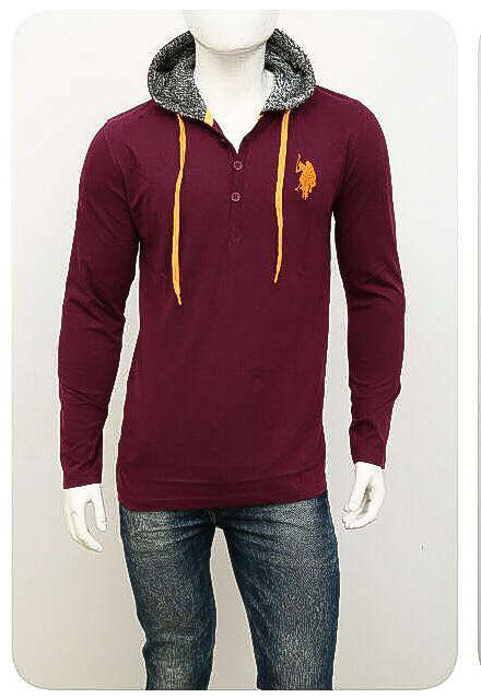 US POLO ASSN HOODED TOP SLIM FIT SIZE EXTRA LARGE!!!!!!!!!! MARKET PRICE R999.99