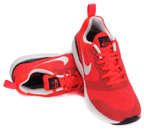 NIKE ORIGNAL AIR MAX SIREN FOR WOMEN SIZE UK 6 (SA 6)!!!!!MARKET VALUE R1999.99