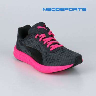 PUMA ORIGNAL METEOR FOR WOMEN SIZE UK 4 (SA 4)!!!!!MARKET VALUE R1499.99