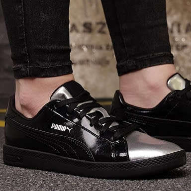 PUMA ORIGINAL SMASH METALLIC FOR WOMEN SIZE UK 5  (SA 5) !!!MARKET VALUE R1499.99