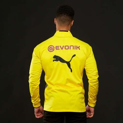 PUMA ORIGNAL DORTMUND STADIUM JACKET MEN SIZE LARGE !!!!!! MARKET VALUE R1299.99