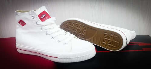 LEE COOPER ORIGINAL PHOENIX SNEAKER FOR MEN SIZE UK 8 (SA 8) !!!MARKET VALUE R699.99