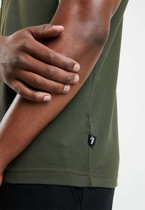 PUMA POLO GOLFER FOR MEN SIZE LARGE !!!!!! MARKET VALUE R499.99