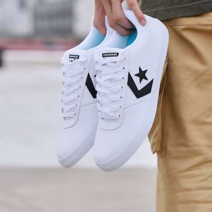 CONVERSE ONE STAR FOR MEN SIZE UK 6 (SA 6)  !!!!!!!