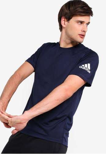 ADIDAAS ORIGINAL TEE FOR MEN SIZE LARGE  !!!!!! MARKET VALUE R599.99
