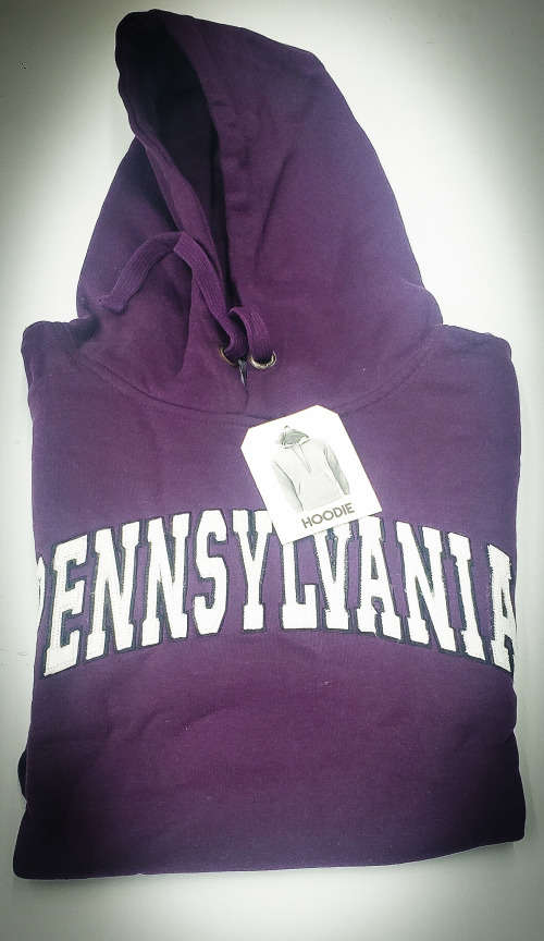 INTERNATIONAL ORIGINAL HOODY FOR MEN SIZE LARGE  !!!!!! MARKET VALUE R499.99