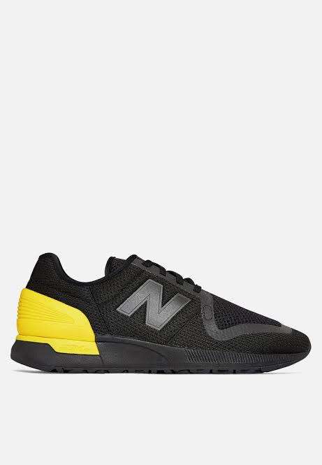 New Balance Original 247 For Men Size Uk 9 (Sa 9) !!!!!!  Value R1299.99