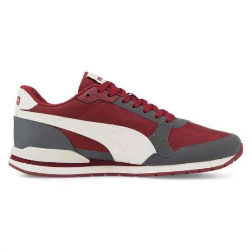 Puma ST Runner For Men Size Uk 9 (Sa 9) !!!!!!  Value R1299.99