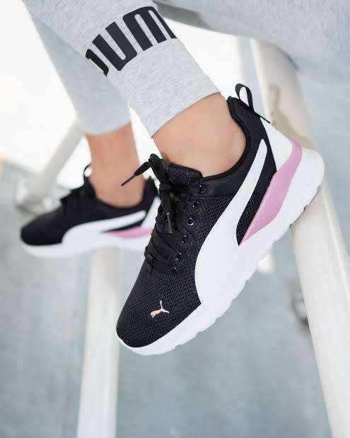 Puma AnzaRun Lite For Women Size Uk 4 (Sa 4) !!!!!!  Value R1299.99