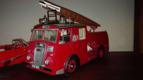 Dennis fire truck !:18