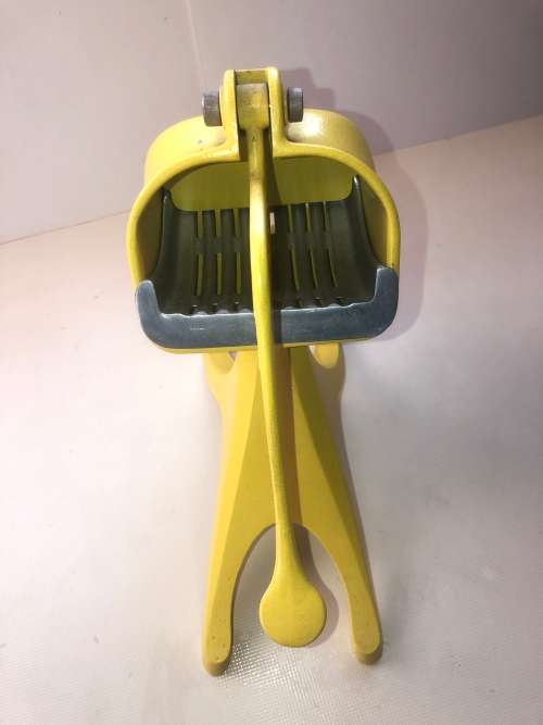 Vintage Swing It Juicer