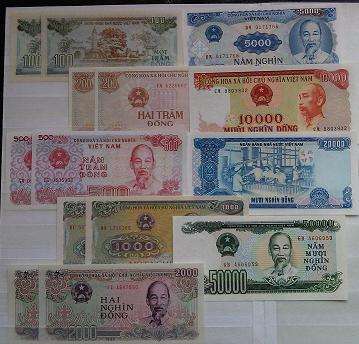 Set of 14 Vietnam Dong Notes RARE UNCIRCULATED STARTING AT R150