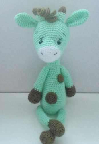 Giraffe- Crocheted.