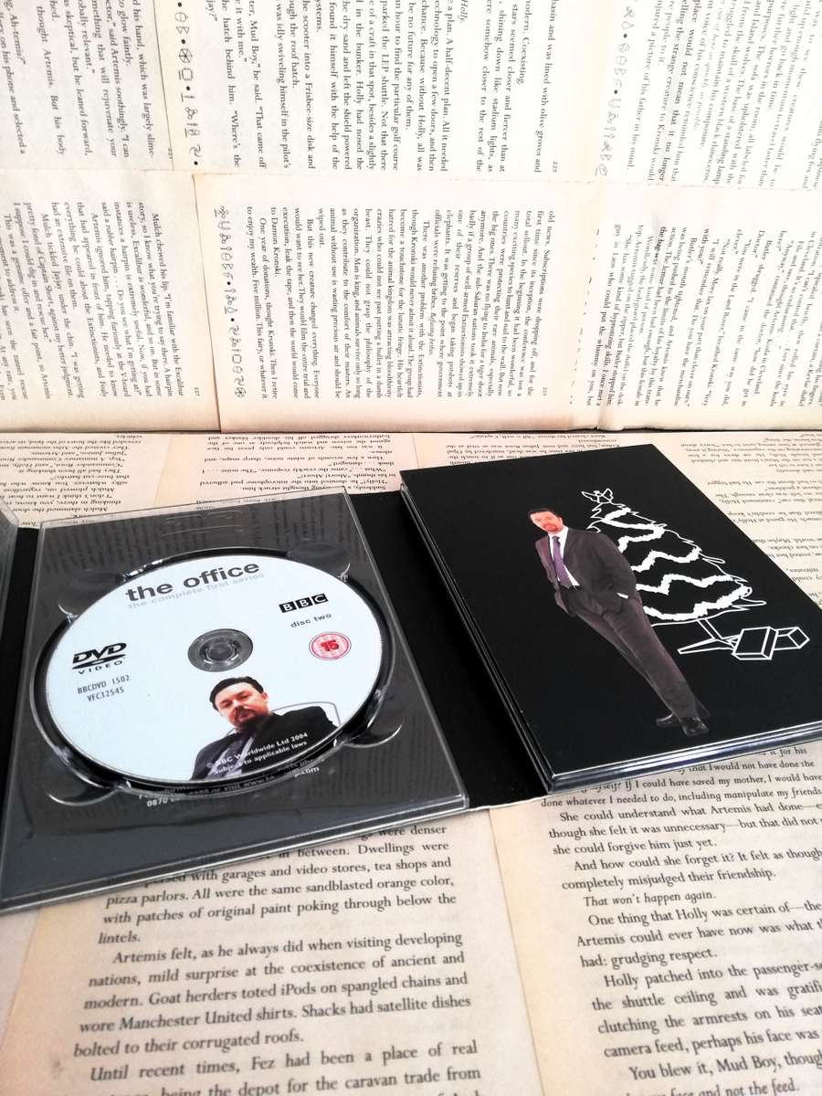 The Office - Complete Series One & Two and The Christmas Specials [DVD]