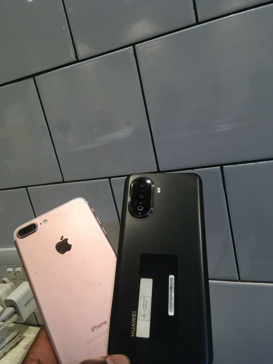 IPhone 7 Plus & Y70