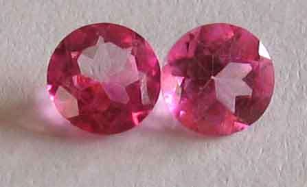 1 lot, 2 pieces of 5.10 mm round cut Pink Quartz, T. W. 1.16 Cts