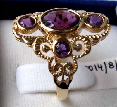 Big & Beautiful  9ct Solid Gold and Amethysts Ring