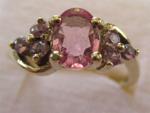 Pink Sapphires in 18 ct Gold Ring