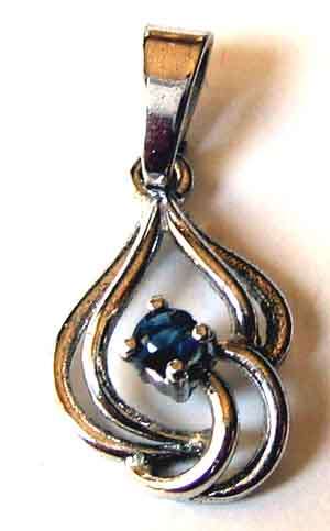 White Gold and Blue Sapphire Pendant