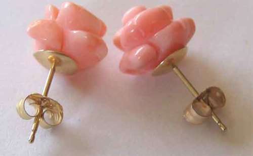 14ct solid Yellow Gold and Genuine Coral " flower " Earrings