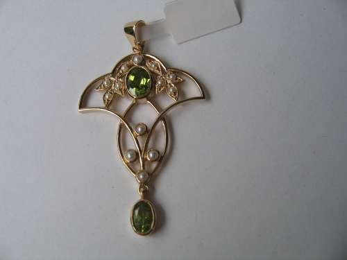 A 9ct Solid Yellow Gold , Genuine Seed Pearls and Peridots  Pendant