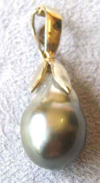 9ct  Solid White Gold & South Sea Pearl Pendant