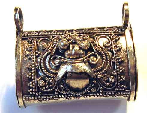 Ornate -Sterling Silver  " Handbag  "  Pendant.