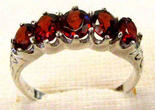 Lovely Genuine Garnets Ring in Sterling Silver.