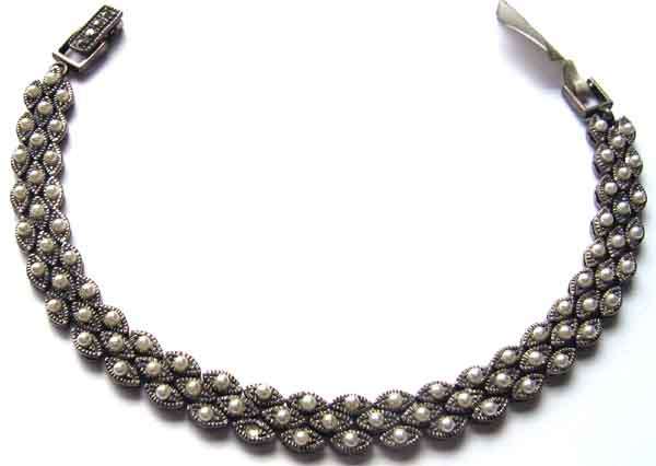 BEAUTIFUL, STERLING SILVER and PEARLS  BRACELET