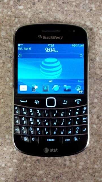 Mint Condition 9900 Blackberry Bold with  LTE - Uses Bis - Free New Charger & Pouch