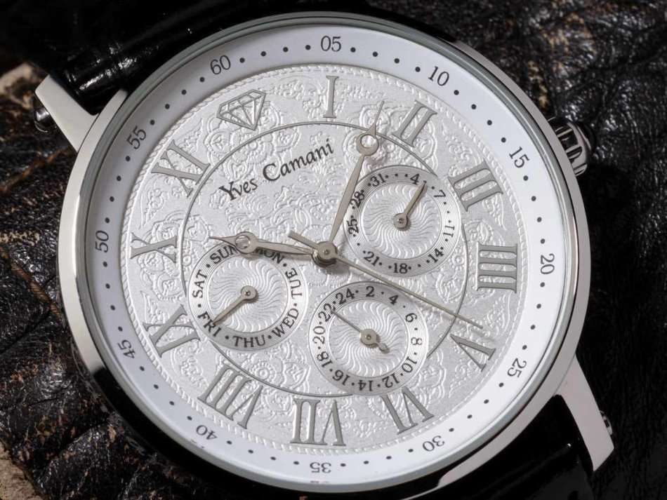 LATE ENTRY ! I GENUINE I EXCLUSIVE I YVES CAMANI BAROCCO SILVER MULTIFUNCTION DAY/DATE S/LESS WATCH