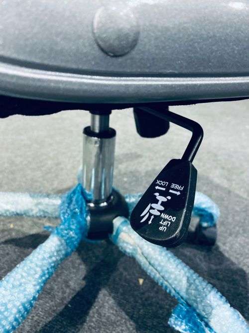 BRAND NEW Executive Comfortable Office Chair with Adjustable Height - Black