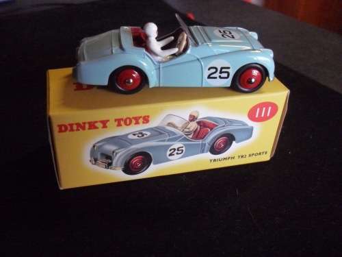 DINKY TOYS ATLAS - Triumph TR2