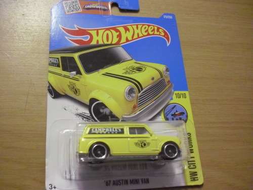 Hotwheels - 67 Austin Mini Van