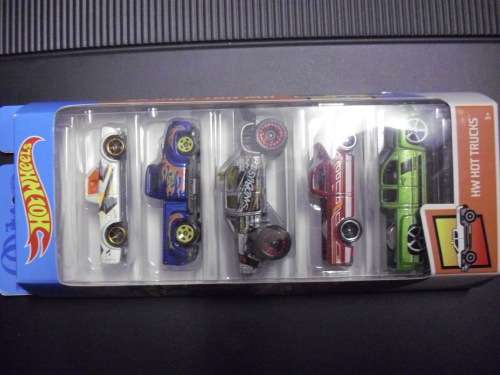 Hotwheels 5 PACK - TRUCKS