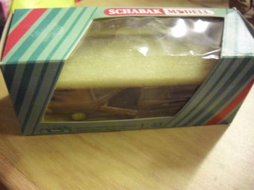 AUDI 100 avant - SCHABAK MODELL scale 1:43