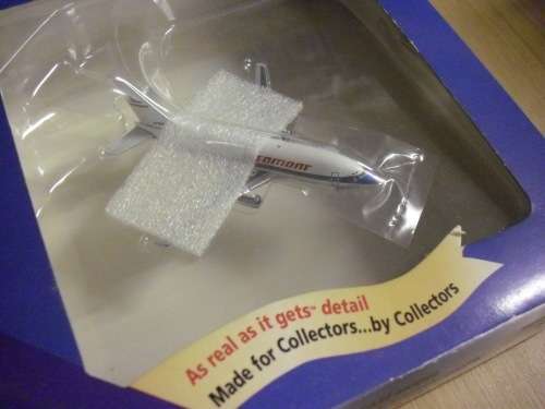 BOEING 737-200 (PIEOMONT)