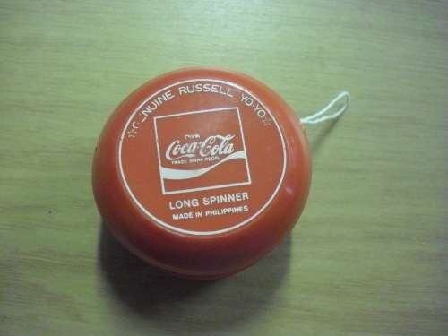 VINTAGE RUSSEL COKE YO-YO - LONG SPINNER - MADE IN THE PHILIPPINES