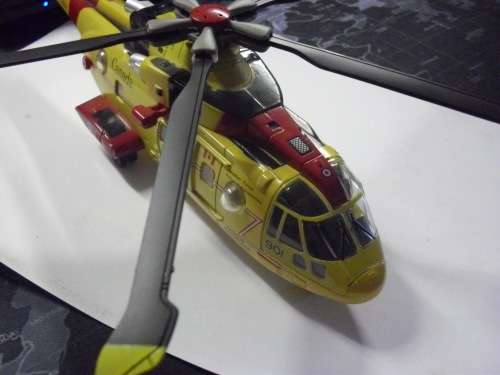 HELICOPTER - AGUSTA-WESTLAND EH101 CANADA RESCUE SCALE 1:72