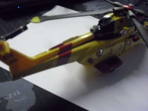 HELICOPTER - AGUSTA-WESTLAND EH101 CANADA RESCUE SCALE 1:72