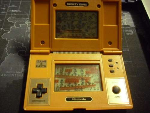 NINTENDO GAME AND WATCH  - Donkey Kong
