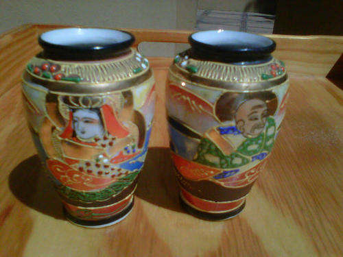 Small Japanese pots - set.