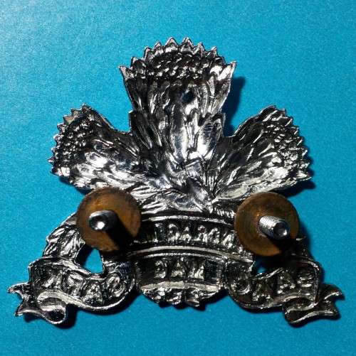 SA ARMOURED CORPS (SAAC) chrome cap badge!