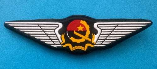 ***Rare*** ANGOLAN AIRFORCE pilots wings!!
