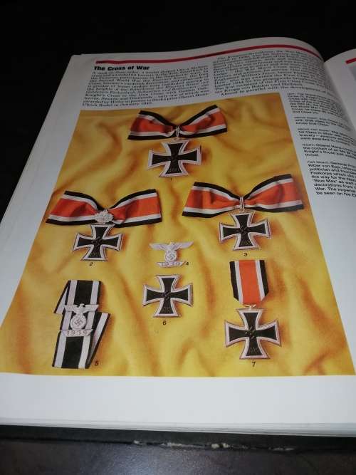 Ww2 German army regalia book