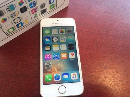 Apple iPhone 5s 16GB - Free Courier Delivery!