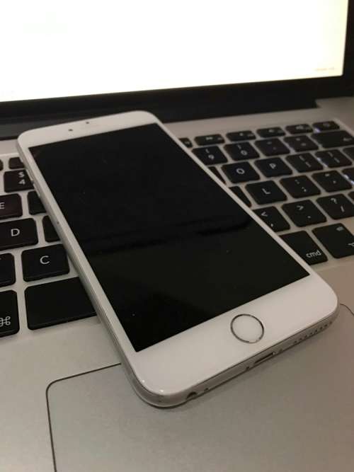 Apple iPhone 6 Plus 16GB Silver - Free Door to Door Courier Delivery!