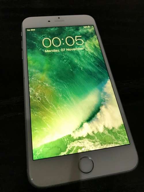 Apple iPhone 6 Plus 16GB Silver - Free Door to Door Courier Delivery!